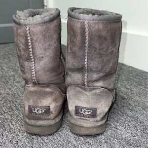 ugg boots size 7 women